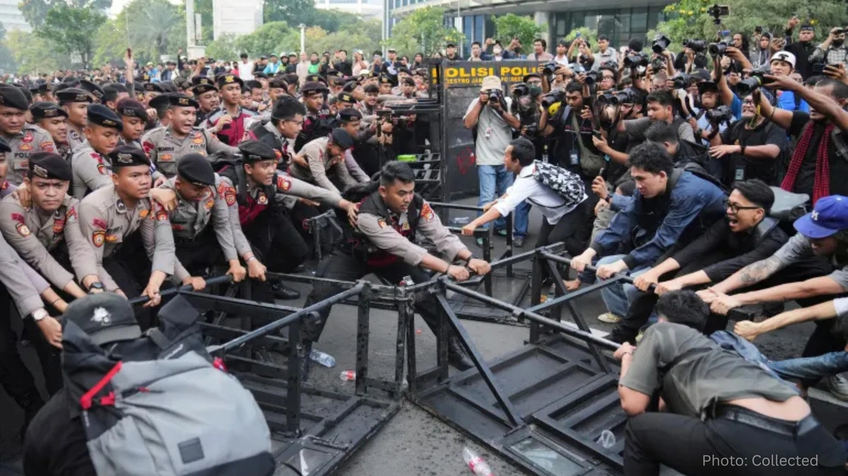 Indonesian Students Rally Against Economic Policies as Cost-of-Living Pressures Mount