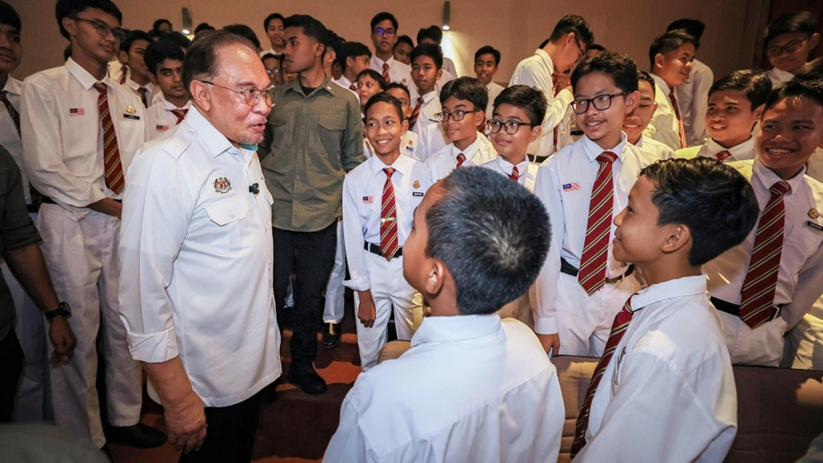 Malaysia Prioritizes Education Despite Global Fuel Crisis, Says Prime Minister Anwar Ibrahim
