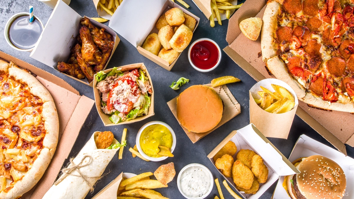 Restaurant and Food Delivery Trends: How Digital Ordering is Reshaping Urban Dining