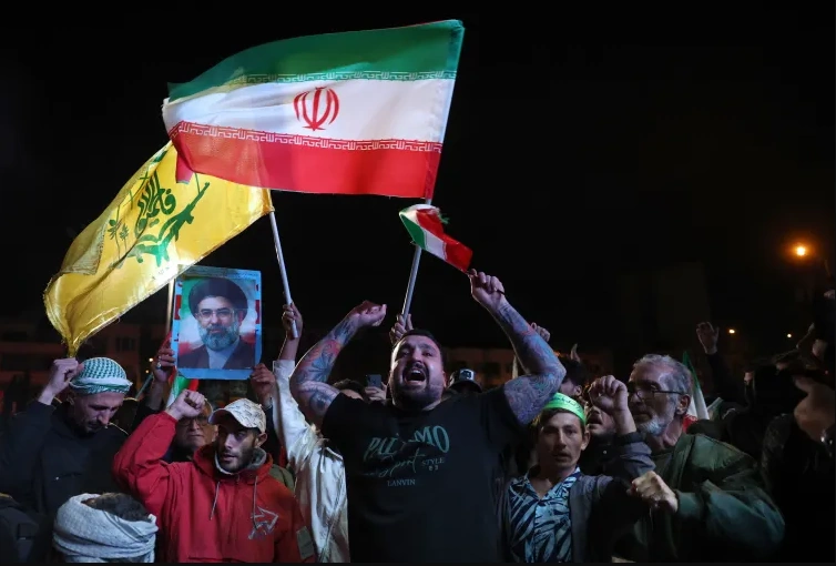 Mixed Reactions Across Gulf as Iran–US Ceasefire Raises Hope and Doubts