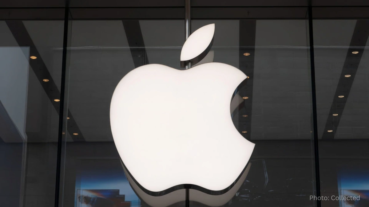 Apple Briefly Surpasses $5 Trillion Market Value, Becoming Second Company to Reach Milestone
