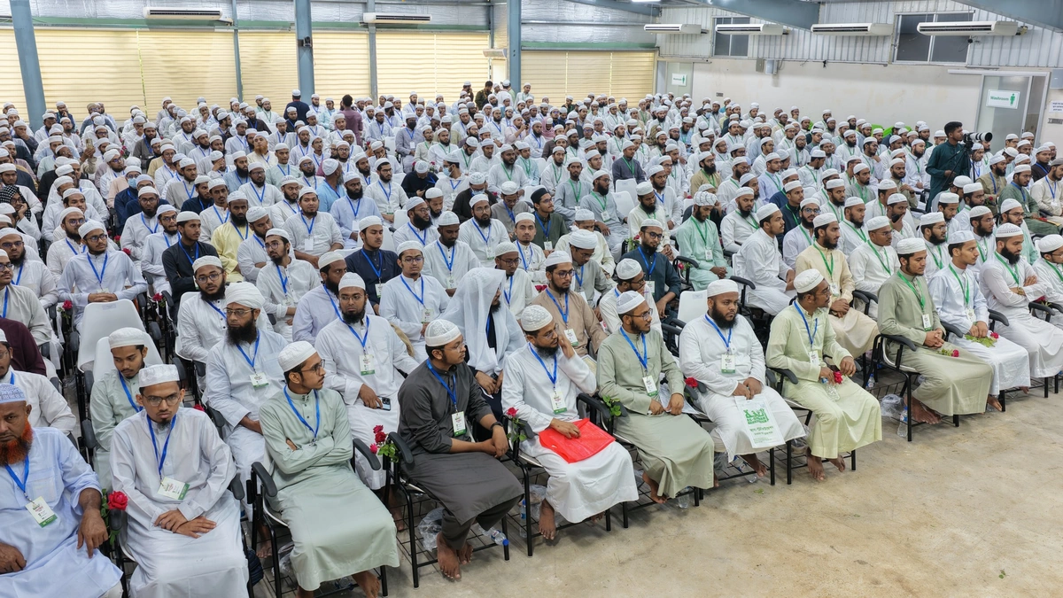 As-Sunnah Foundation Honors 500 Qawmi Scholars with Awards and Umrah Packages
