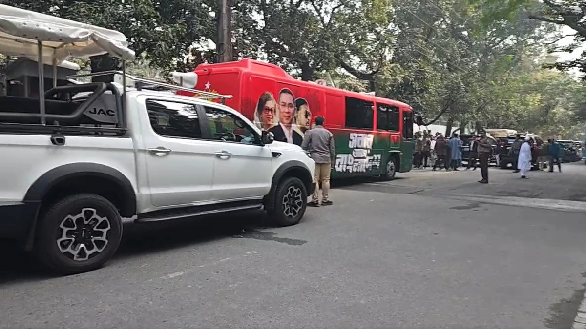 Tarique Rahman Visits Father's Grave at Zia Uddan
